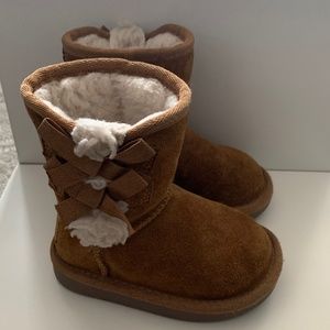 Koolaburra by UGG BOOTS